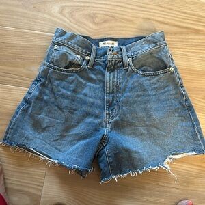 Madewell mom Jean short